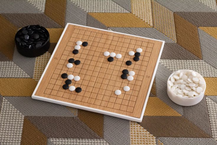 Modern and Traditional Gaming